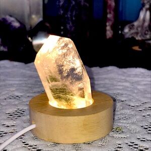 Garden quartz free form